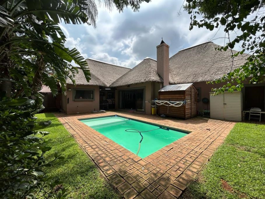5 Bedroom Property for Sale in Melodie North West